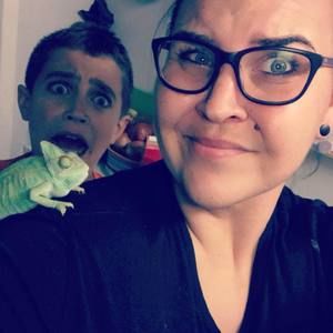 Meet your Posher, Lauren